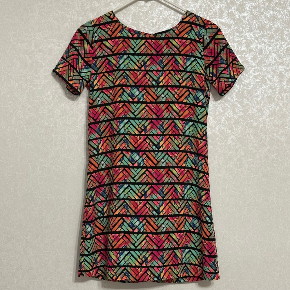 GB Geometric Chevron Mosaic Print Short Sleeve Shift Mini Dress‎ Multicolor XS